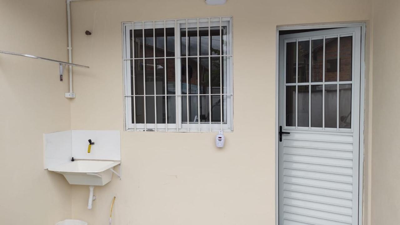 Kitnet Confortavel Villa Ubatuba Bagian luar foto